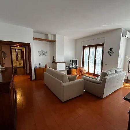Grande Casa Antica/big Flat *